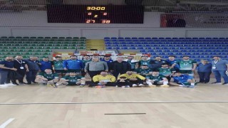 Nilüfer Belediyespor ligi galibiyetle tamamladı