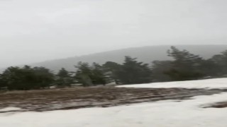 Nisan ayında yağan kar şaşırttı