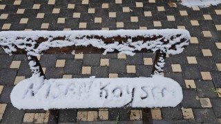 Nisan karı Kayseriyi beyaza bürüdü