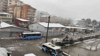 Nisanda lapa lapa kar yağışı