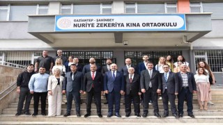 Nuriye Zekeriya Kına Ortaokulunda Gaziantep Sanayi Odası Kütüphanesi açıldı