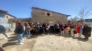 Öğrenciler Sarıkayanın turistik yerlerini gezdi