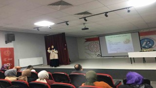 Öğretmen ve velilere sağlıklı beslenme anlatıldı