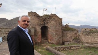 Oltu Kalesinin restorasyonu başlıyor