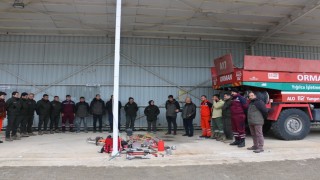 Önce eğitim sonra ekipman tanıtımı yapıldı