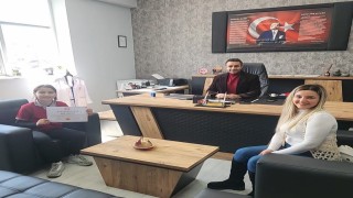 Ortaokul öğrencisinin ‘bağımsızlık şiiri ilçe 1.si oldu