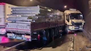 Osmaniye'de Tünel Duvarına Çarpan Tır Kazasında Sürücü Hafif Yaralandı