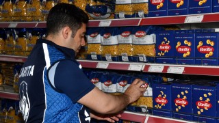 Osmaniye'de Zincir Marketlere Tarihi Geçmiş Ürün Denetimi: Çok Sayıda Ürün Toplatıldı