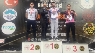 Osmaniyeli Sporculardan Türkiye Bilek Güreşi Şampiyonası’nda Büyük Başarı!