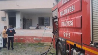 Osmaniye'nin Düziçi İlçesinde Yangın Korkuttu: Evin Yatak Odası ve Salonu Zarar Gördü