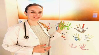 Otizm farkındalığına renkli dokunuş