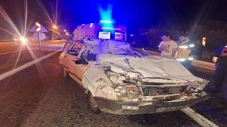 Otomobil, tıra arkadan çarptı, sürücü hayatını kaybetti