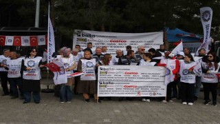Öz İplik İş, Uşakta işten çıkartılan 4 üyesi için eylem yaptı