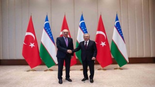 Özbekistan Cumhurbaşkanı Mirziyoyev, TBMM Başkanı Kurtulmuşu kabul etti