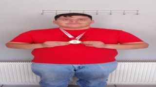 Özel öğrenciden büyük başarı