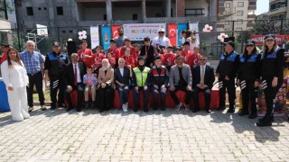 Özel öğrenciler, şenlikte eğlendi
