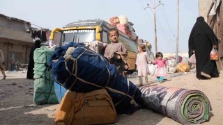 Pakistanda 13 bin 500den fazla Afgan ülkesine geri döndü