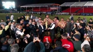 Paşanın Aslanı, sezona altın kemerle başladı
