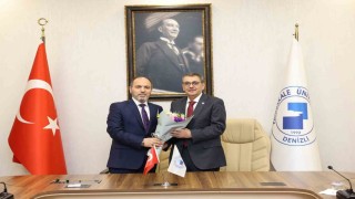 PAÜ Rektörlüğünde devir teslim yapıldı