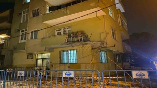 Pendikte 5 katlı binanın balkonu çöktü