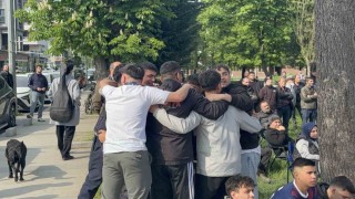Play-off maçı dev ekranda izlendi