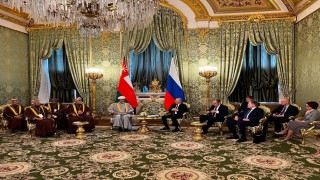 Putin ile Umman Sultanı Al Saidden ilk yüz yüze görüşme