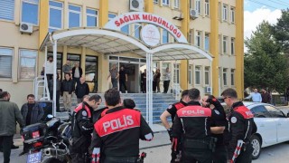 Sağlık Müdürlüğünde tabancayla kadını rehin alan şüpheli kısa sürede etkisiz hale getirildi