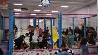Şahinbey Belediyesi Çocuk Şenliğine 100 bin kişi katıldı