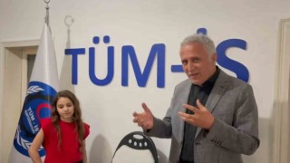 Şaka gibi dedi, koltuğa oturmadı