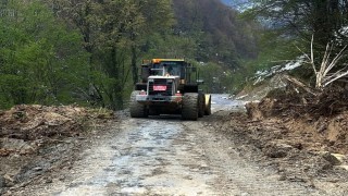 Samandere Şelalesi yolunda heyelan
