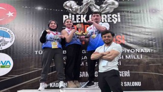 Samsunun bilekleri Türkiye şampiyonasında zirveyi bırakmadı