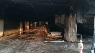 Sancaktepede oto galericiler sitesinde çıkan yangının bıraktığı hasar böyle görüntülendi