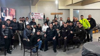 Sandalyeler havada uçuştu, kavga bir anda kutlamaya döndü