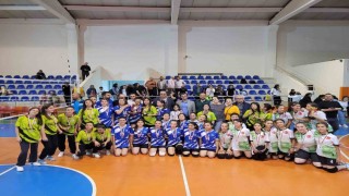 Sarıgölde okullar arası spor müsabakaları tamamlandı