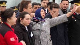 Şehit Uzman Onbaşı Berat Mecit Dayın cenazesi askeri uçakla memleketi Trabzona getirildi