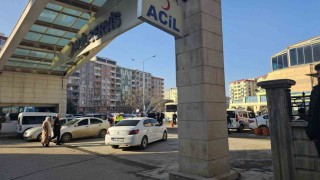 Siirtte 4. kattan düşen kadın ağır yaralandı