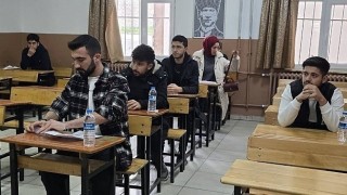 Sinopta gençler umre için yarıştı