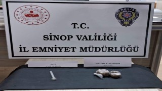 Sinopta uyuşturucu ve silah operasyonu: 5 şüpheli hakkında işlem başlatıldı