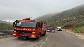 Şırnakta faciadan dönüldü: Seyir halindeki akaryakıt tankeri alevlere teslim oldu