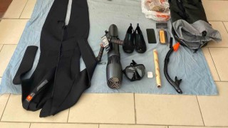 Sisam Adasına denizden sualtı scooter ile geçmeye çalışırken yakalandı