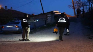 Sokak ortasında yaşanan tartışma silahlı kavgaya dönüştü: 1 yaralı, 3 gözaltı