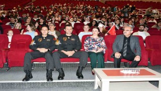 SOLOTÜRK Pilotu Bakıcı: Ay yıldızlı bayrağımız dalgalandıkça bizlerin maneviyatı arşa çıkıyor. Bu gururu inanılmaz şekilde yaşıyoruz