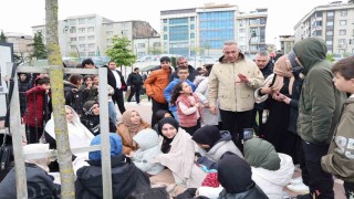 Sultangazi Belediyesi deprem sonrası tüm ekipleri ile sahada