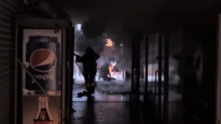Sultangazide ayakkabı mağazasında yangın