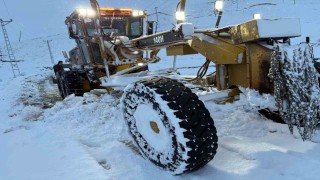 Tatvanda 3 köy yolu ulaşıma kapandı
