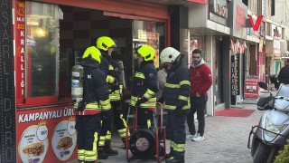 Tavuk döner dükkanında yangın paniği