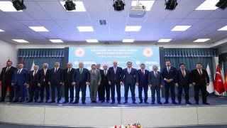 TBMM Başkanı Kurtulmuş: Gazzede öldürülen her bir çocuğun sorumluluğu bizlerin üstündedir