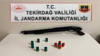 Tekirdağda jandarmadan ruhsatsız silah operasyonları