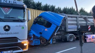 TEMde yavaşlayan trafik zincirleme kazayı beraberinde getirdi
