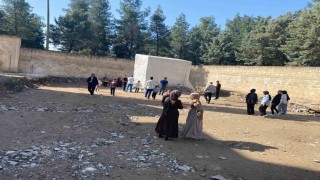 Tescilli eser olmayan Veysel Karani Türbesi aslına uygun yapılıyor